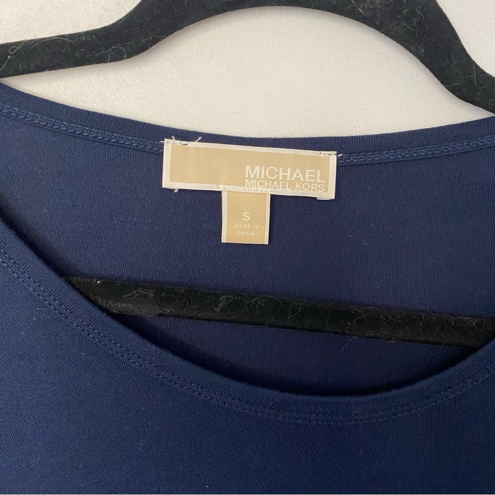Michael Kors Navy Blue Short Sleeve T Shirt Asymmetrical Pocket Roll Tab Small S - Picture 3 of 10